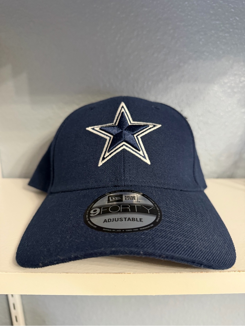 New Era Dallas Cowboys Navy Cap with White-Outlined Star